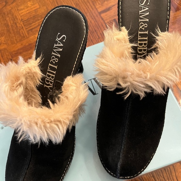 Sam & Libby Women's Black Suede 4 inch Heeled Mules - Picture 2 of 4